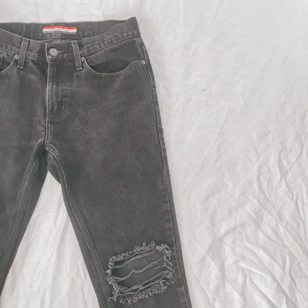 SOLD Tommy Hilfiger distressed black jeans